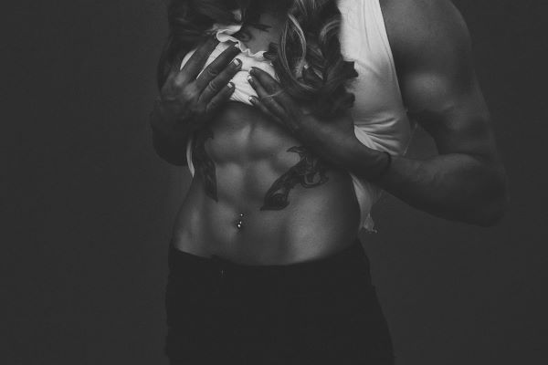 toned abs on lady